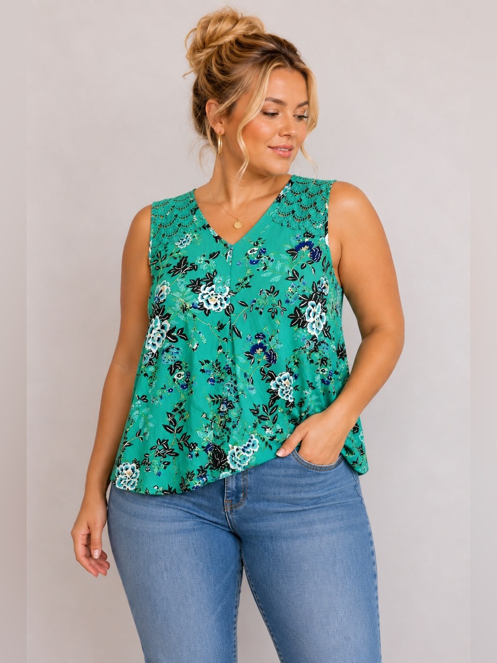 NWT Daniel Rainn Sleeveless V-Neck Open Back Top Blouse Green Size 3X